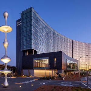 Grand Hyatt At Sfo